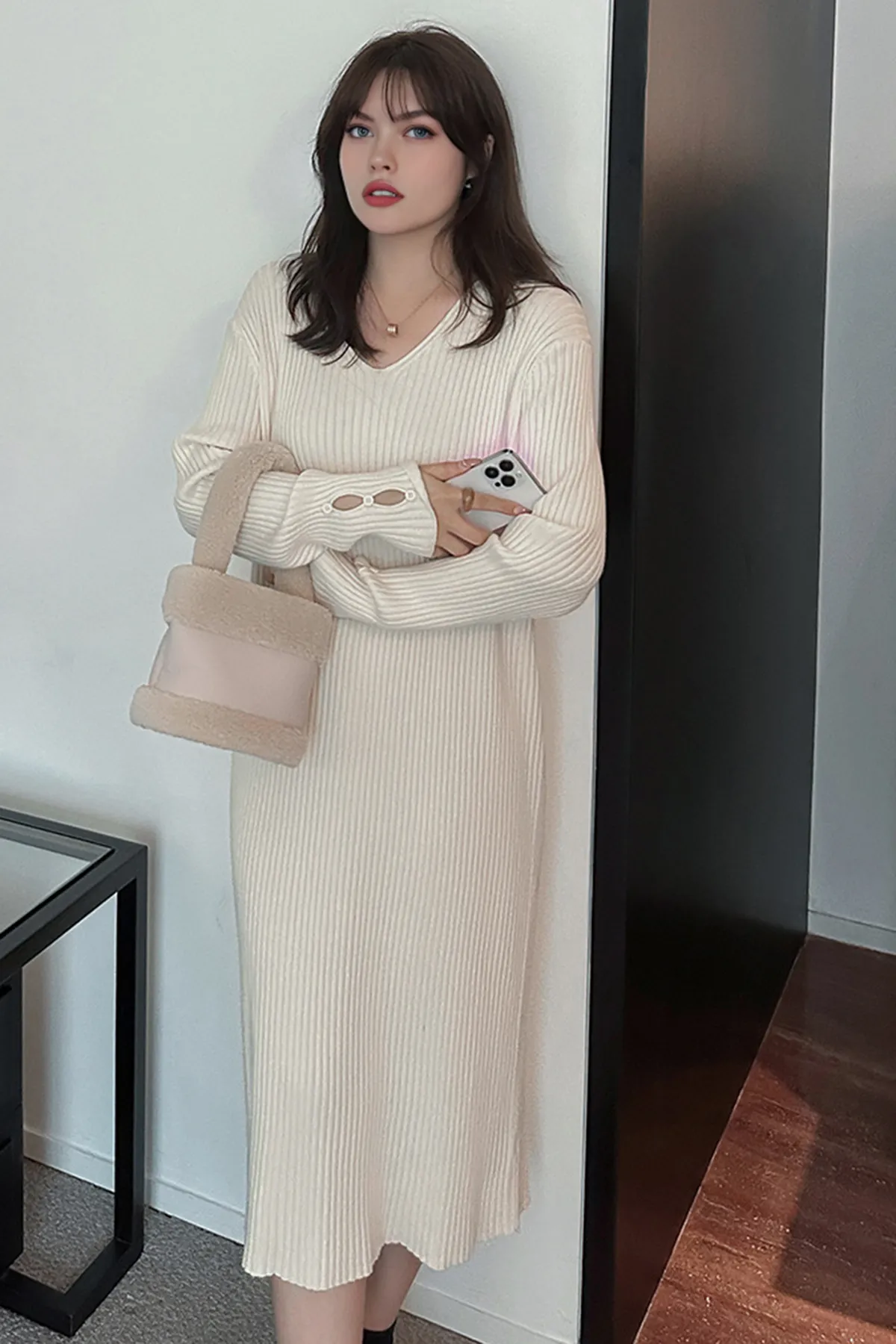 Temperament V-neck loose slimming knitted dress