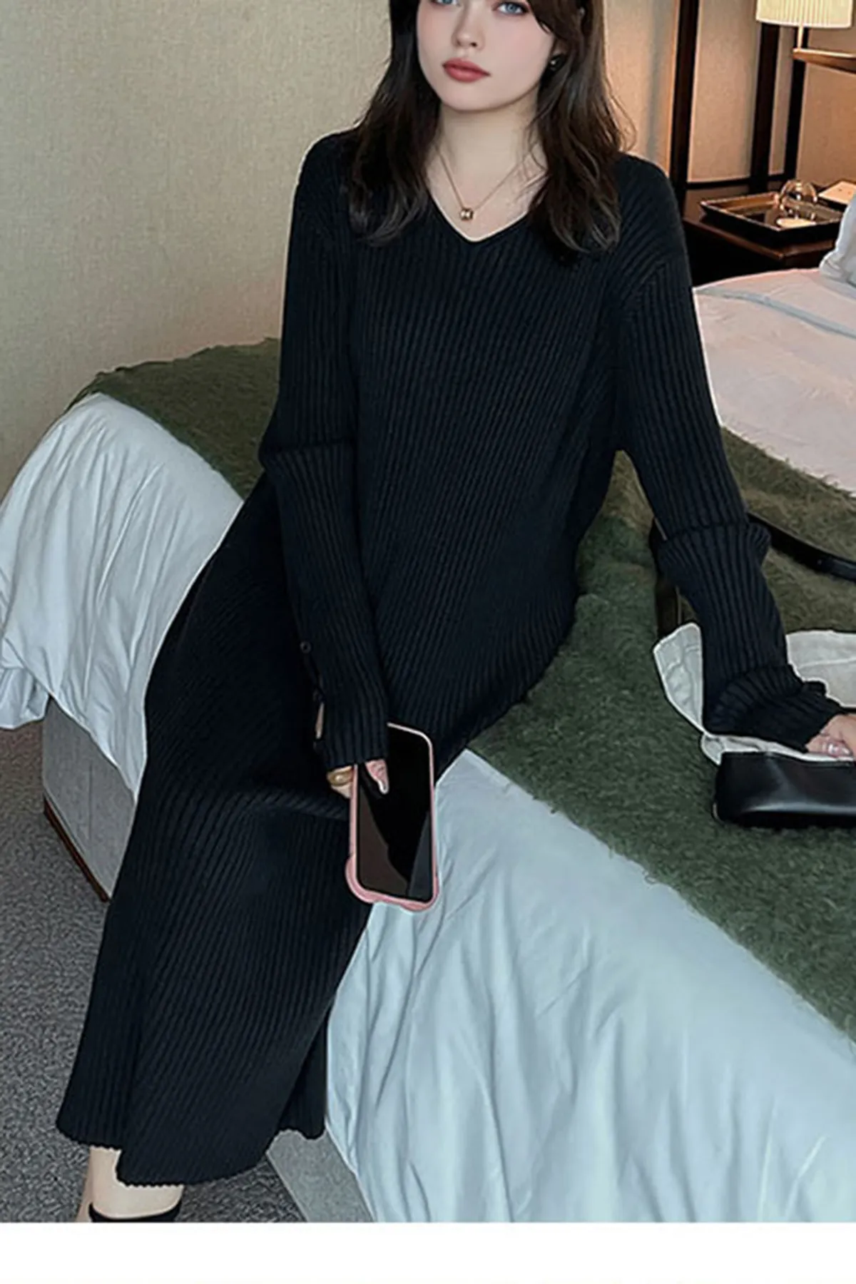Temperament V-neck loose slimming knitted dress